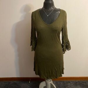 Fury laced bell sleeves dress; size Small